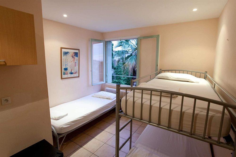 Villa Saint Exupery Gardens Hostel Nice Ngoại thất bức ảnh